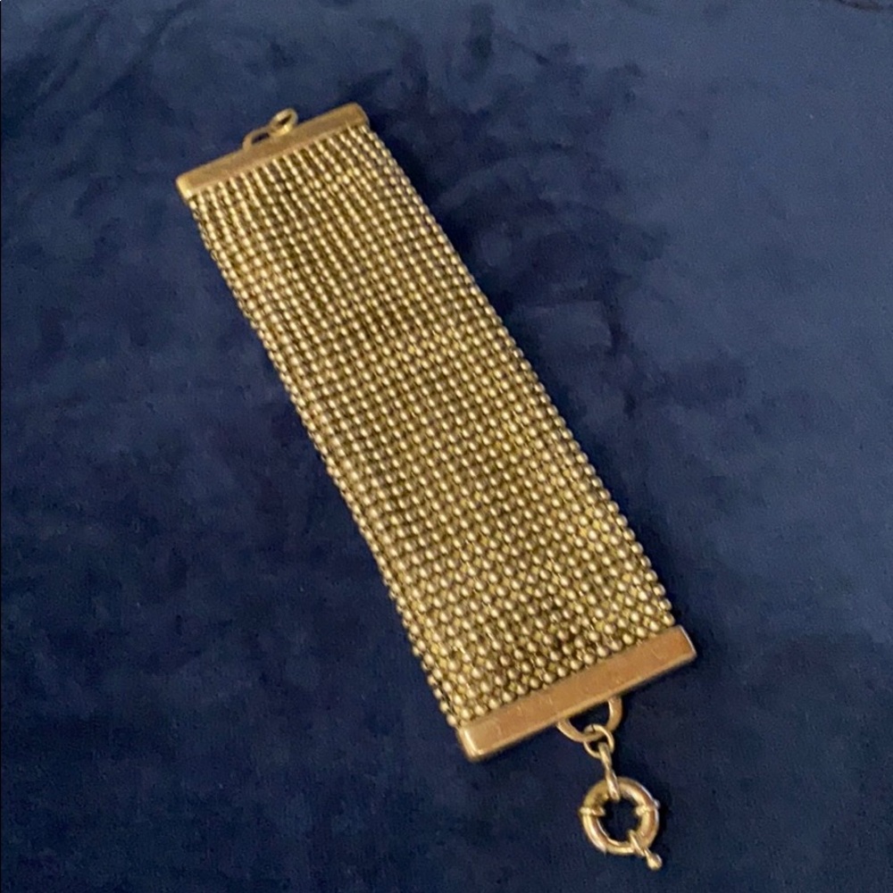 Bracelet